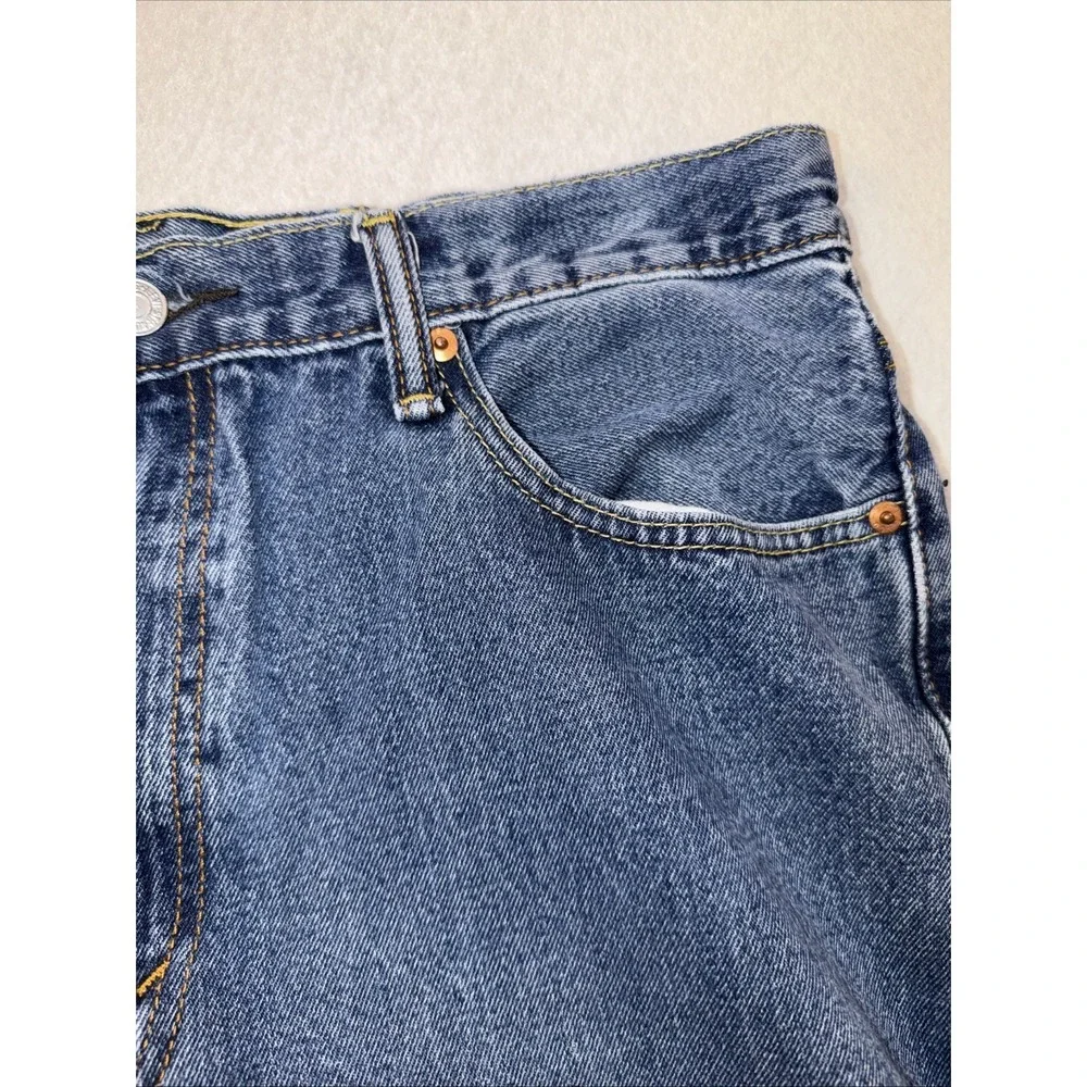 Levis 550 Relaxed Fit Mens Blue Jeans Medium Wash Tag 36x32 , 32x28 Casual Work